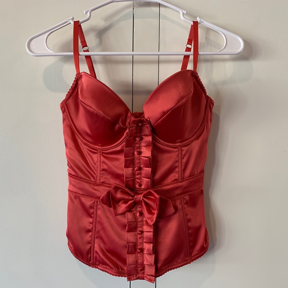 Victoria’s Secret like-new coral satin-look bustier size 34C